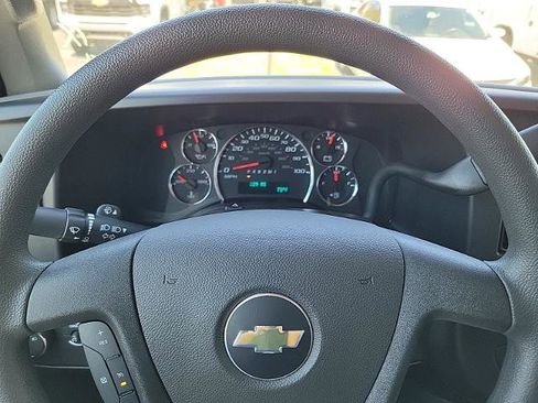 New 2024 Chevrolet Express 3500 w/ Power Convenience Package image 17