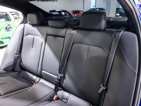 Used 2025 BMW M5 w/ Executive Package image 36