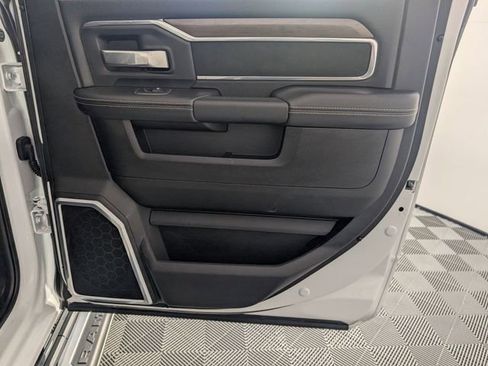 Used 2023 RAM 3500 Laramie image 32