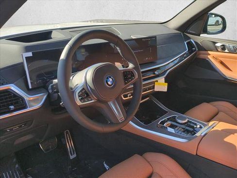 New 2026 BMW X5 xDrive50e AWD/4WD image 3