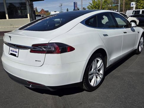 Used 2016 Tesla Model S 90D image 8