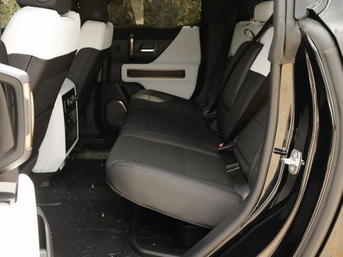 New 2025 GMC Hummer EV 3X w/ Extreme Off-Road Package image 34