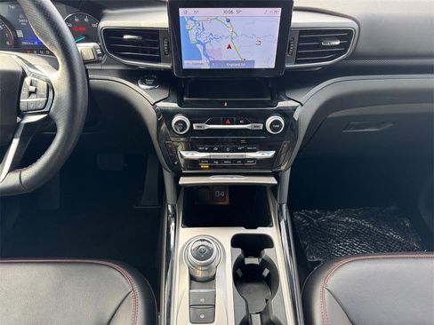 Used 2023 Ford Explorer ST-Line w/ Class IV Trailer Tow Package image 11