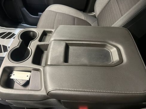 Used 2019 Chevrolet Silverado 1500 RST image 31