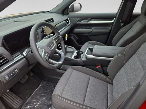 New 2026 GMC Terrain Elevation w/ Technology Package II FWD image 21