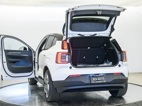 New 2026 Volvo EX30 Plus AWD/4WD image 26