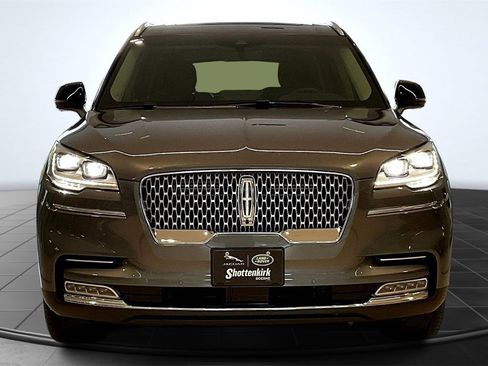 Used 2024 Lincoln Aviator Reserve w/ Equipment Group 201A image 3