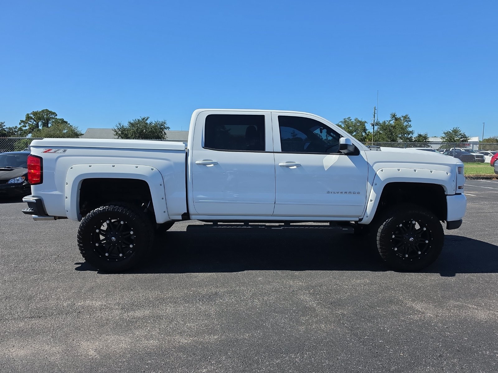 Used 2016 Chevrolet Silverado 1500 LT w/ All Star Edition AWD/4WD image 3
