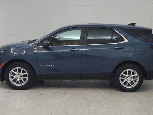 Used 2024 Chevrolet Equinox LT FWD image 4