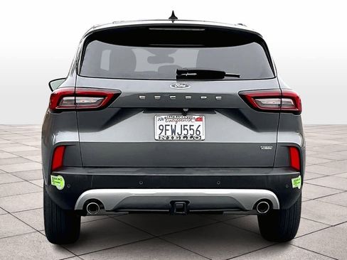 Used 2023 Ford Escape SE w/ PHEV Premium Package image 7