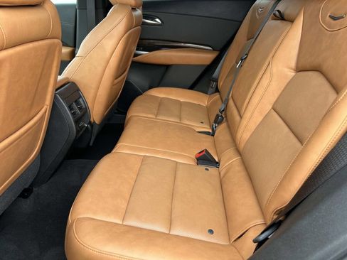 Used 2021 Cadillac XT4 Premium Luxury image 19