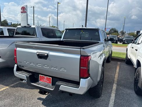 Used 2026 Toyota Tacoma TRD Sport AWD/4WD image 10