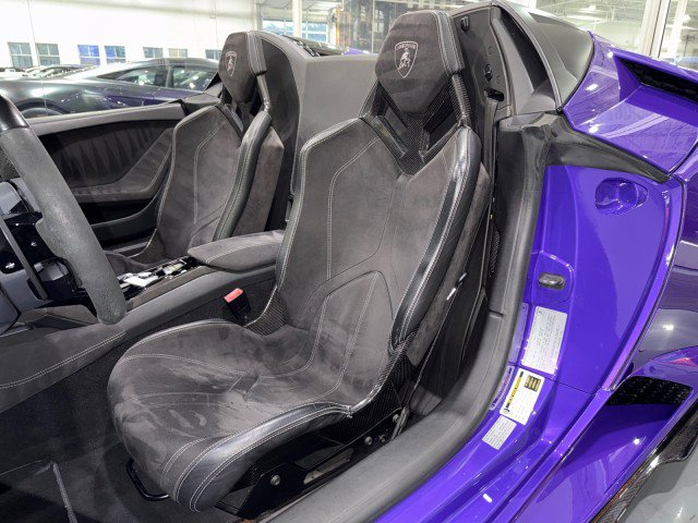 Used 2017 Lamborghini Huracan LP 610-4 AWD/4WD image 15