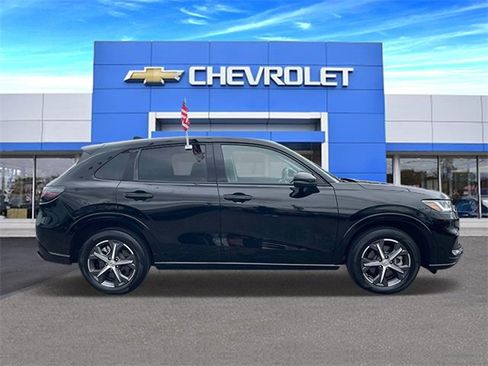 Used 2023 Honda HR-V EX-L image 3