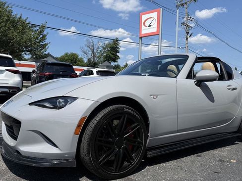 Used 2025 MAZDA MX-5 Miata RF Grand Touring RWD image 10
