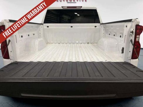Used 2025 Chevrolet Silverado 1500 LT AWD/4WD image 33