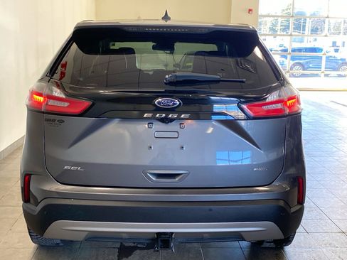Used 2022 Ford Edge SEL w/ Convenience Package image 6