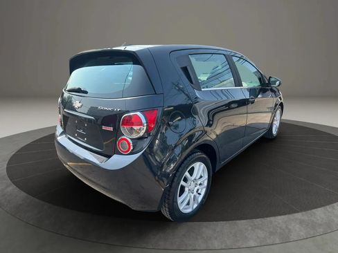 Used 2015 Chevrolet Sonic LT w/ Fun and Sun Package FWD image 5