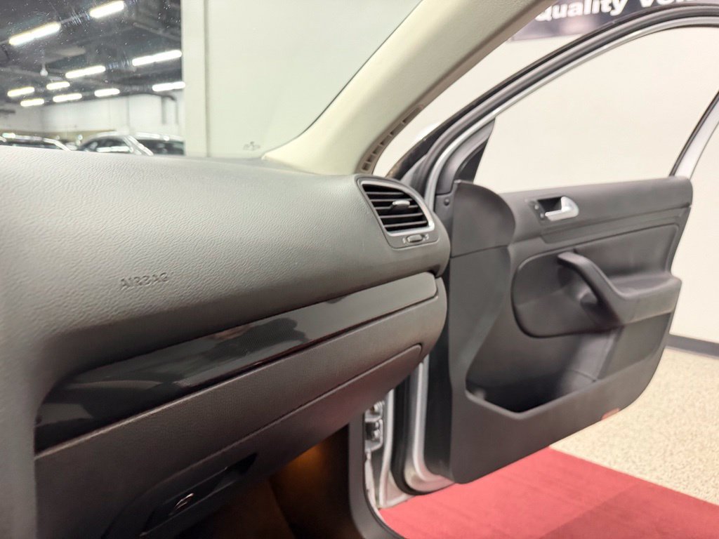 Used 2013 Volkswagen Jetta TDI FWD image 44
