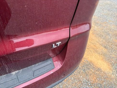 Used 2017 Chevrolet Traverse LT w/ Traveler's Package AWD/4WD image 10