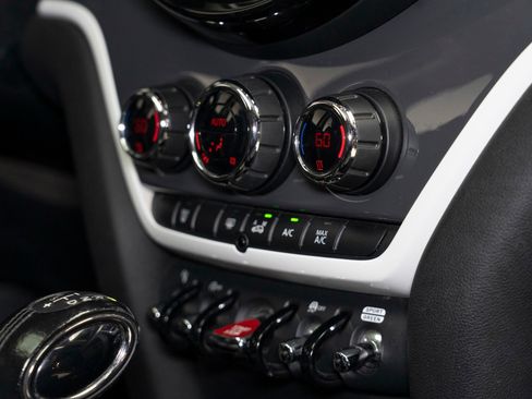 Used 2018 MINI Cooper Countryman S FWD image 28