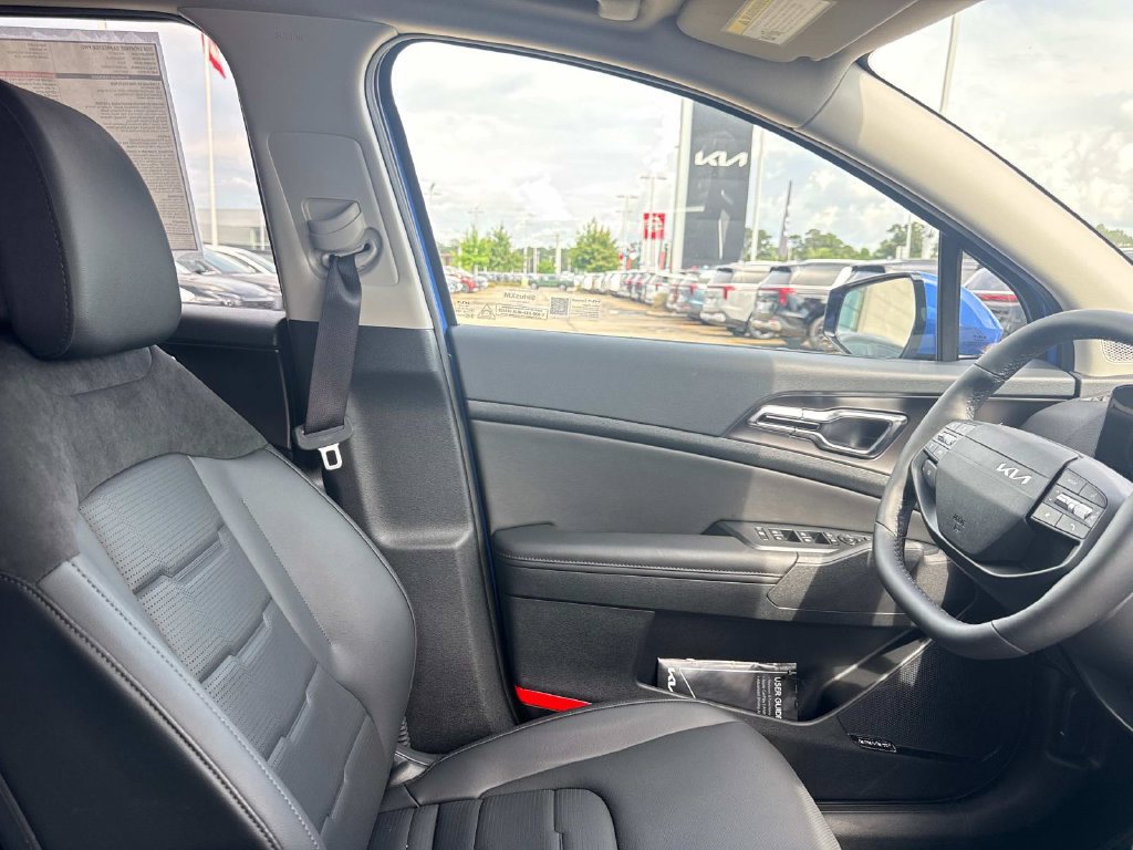 New 2026 Kia Sportage SX FWD image 12