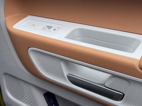 New 2025 Volkswagen ID. Buzz 1st Edition image 25