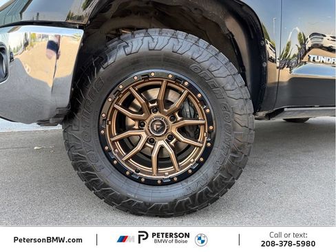 Used 2017 Toyota Tundra SR5 w/ TRD Off Road Package AWD/4WD image 33