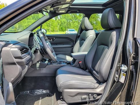Used 2026 Subaru Forester Limited AWD/4WD image 8
