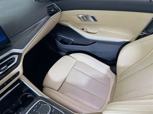 Used 2023 BMW 330i 330i w/ Driving Assistance Package image 23