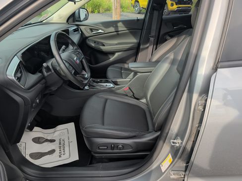 Used 2024 Buick Encore GX Sport Touring w/ Comfort Package AWD/4WD image 12