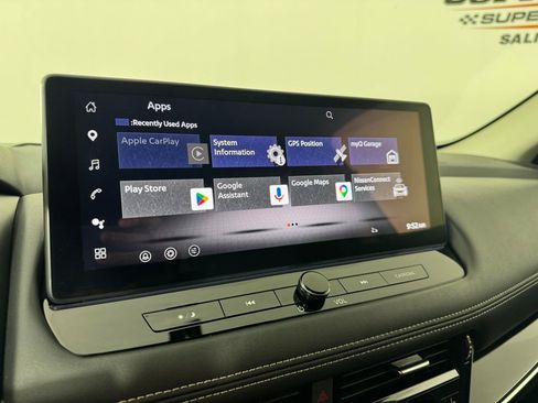 Used 2025 Nissan Rogue SL w/ Tech Package FWD image 22