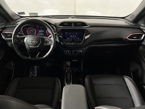 Used 2021 Chevrolet TrailBlazer RS w/ Sun and Liftgate Package AWD/4WD image 22