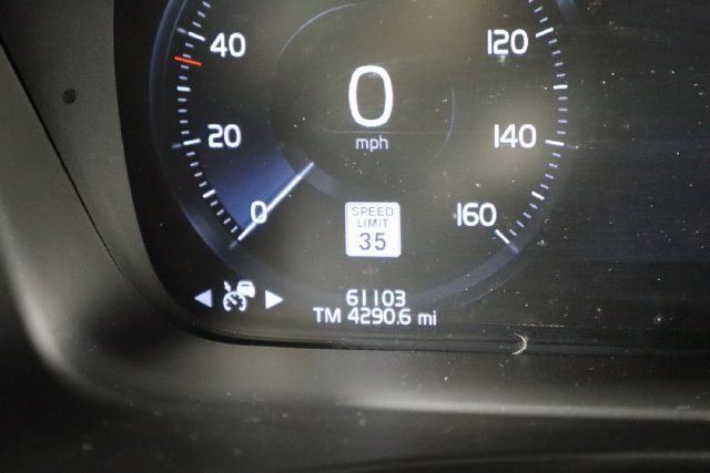 Used 2017 Volvo S90 T6 Inscription w/ Vision Package AWD/4WD image 37