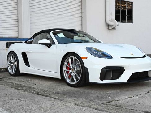 Used 2020 Porsche 718 Boxster Spyder image 13