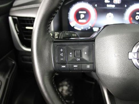 Certified 2026 Nissan Rogue SL FWD image 22