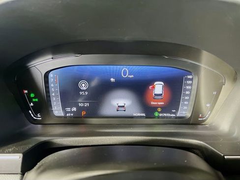 Certified 2025 Honda Pilot Black Edition image 14