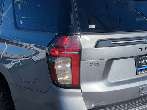 Used 2021 Chevrolet Tahoe Z71 w/ Luxury Package image 12