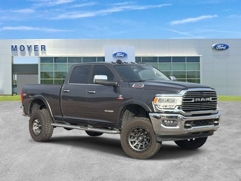 Used 2022 RAM 2500 Laramie AWD/4WD image 1