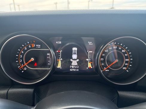 Used 2021 Jeep Gladiator Overland w/ Popular Equipment Package image 24