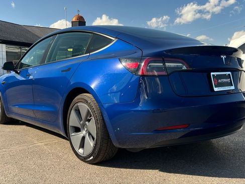 Used 2022 Tesla Model 3 image 5