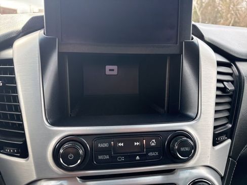 Used 2020 GMC Yukon XL SLT image 33