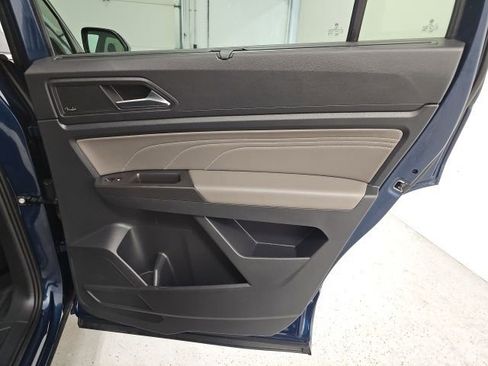 Used 2023 Volkswagen Atlas SEL Premium AWD/4WD image 36