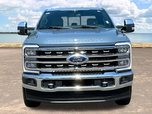 Used 2023 Ford F250 Lariat w/ Chrome Package AWD/4WD image 2