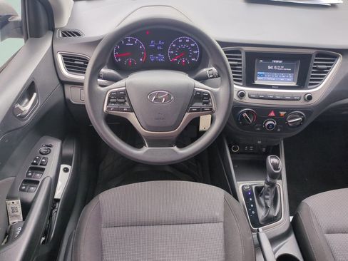 Used 2020 Hyundai Accent SE image 14