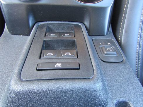 Used 2025 Ford Bronco Badlands AWD/4WD image 30