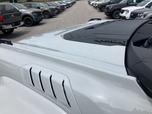 New 2026 Ford Bronco Raptor AWD/4WD image 31