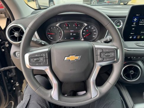 Used 2024 Chevrolet Blazer LT image 11