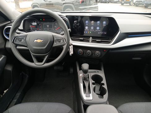 New 2026 Chevrolet Trax LS w/ LS Convenience Package image 7
