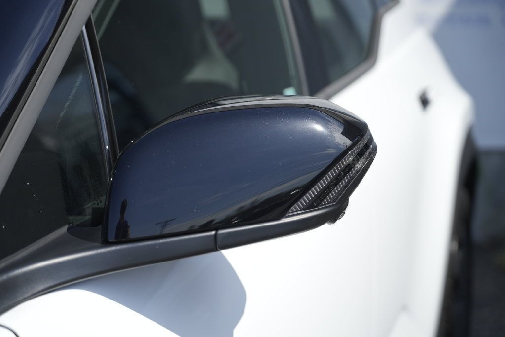 Used 2023 Fisker Ocean Ultra AWD/4WD image 9